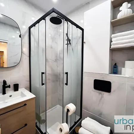 Urbanflat 178 - Design, Confort & 2 Au Centre Appartamento Parigi
