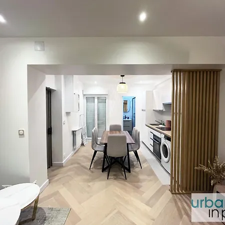 Appartamento Urbanflat 178 - Design, Confort & 2 Au Centre *